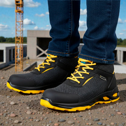 Botas Seguridad Maurer S3 Modelo Amerina Antideslizante con Suela Resistente a los Hidrocarburos. Talla 43.